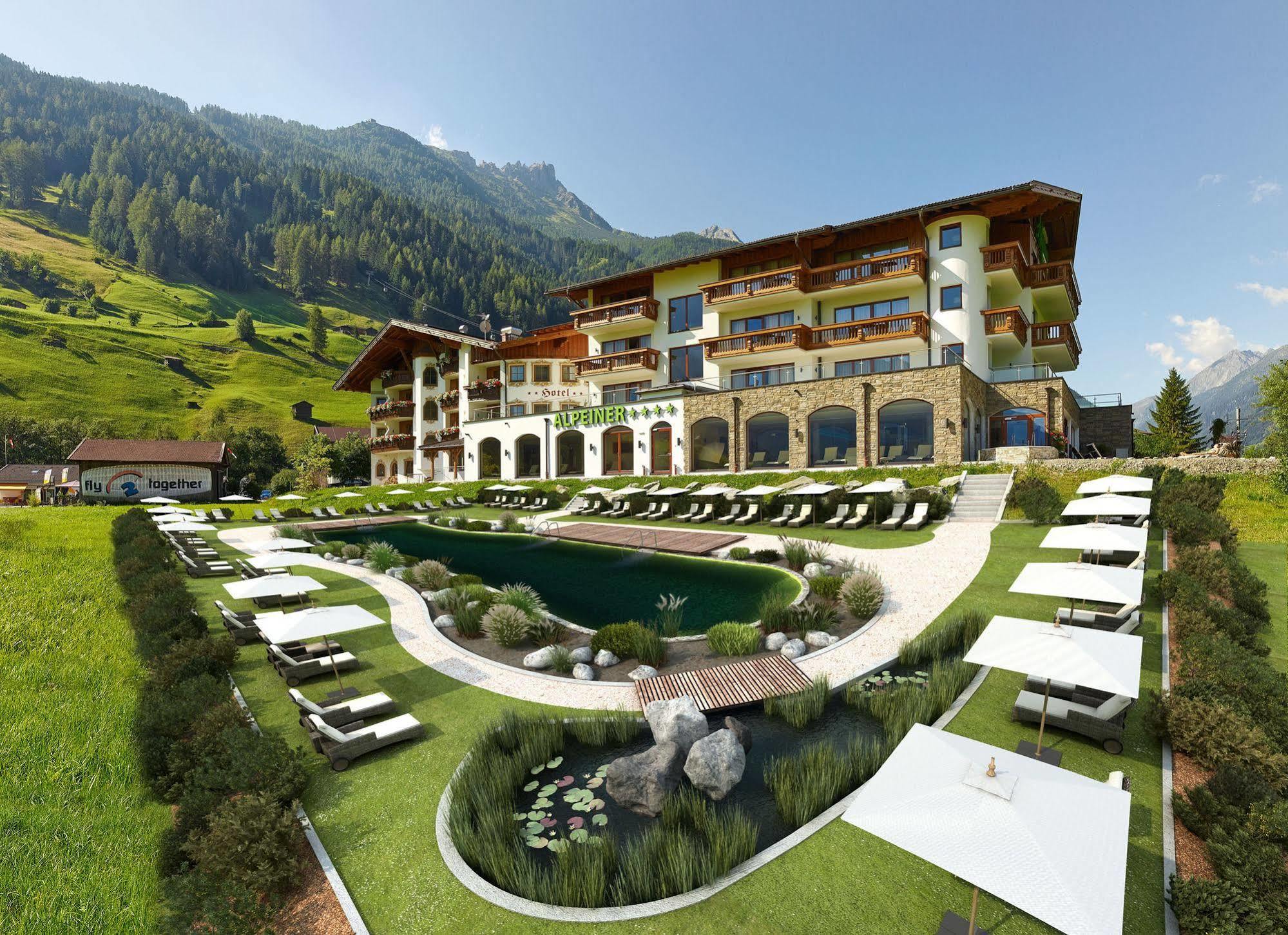 Alpeiner - Nature Resort Tirol Neustift im Stubaital Exterior photo